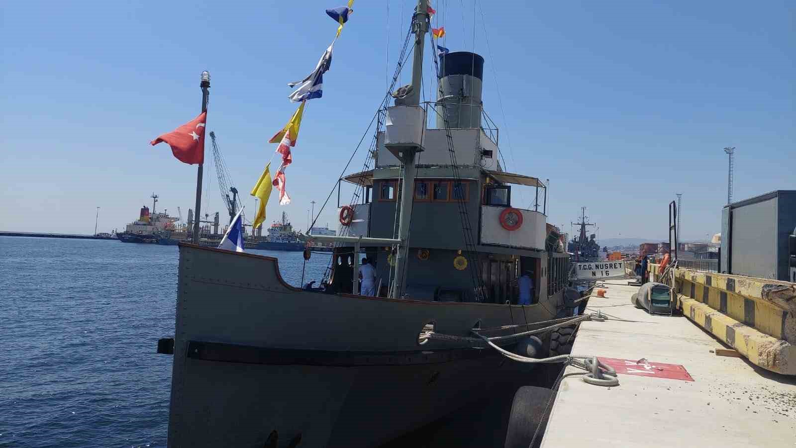 TCG NUSRET MAYIN GEMİSİ, TEKİRDAĞ’IN SÜLEYMANPAŞA İLÇESİNDE BİR LİMANA YANAŞARAK