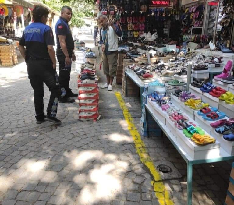 ZABITADAN KALDIRIM İŞGALİNE SINIR BELİRLEYEN MÜDAHALE