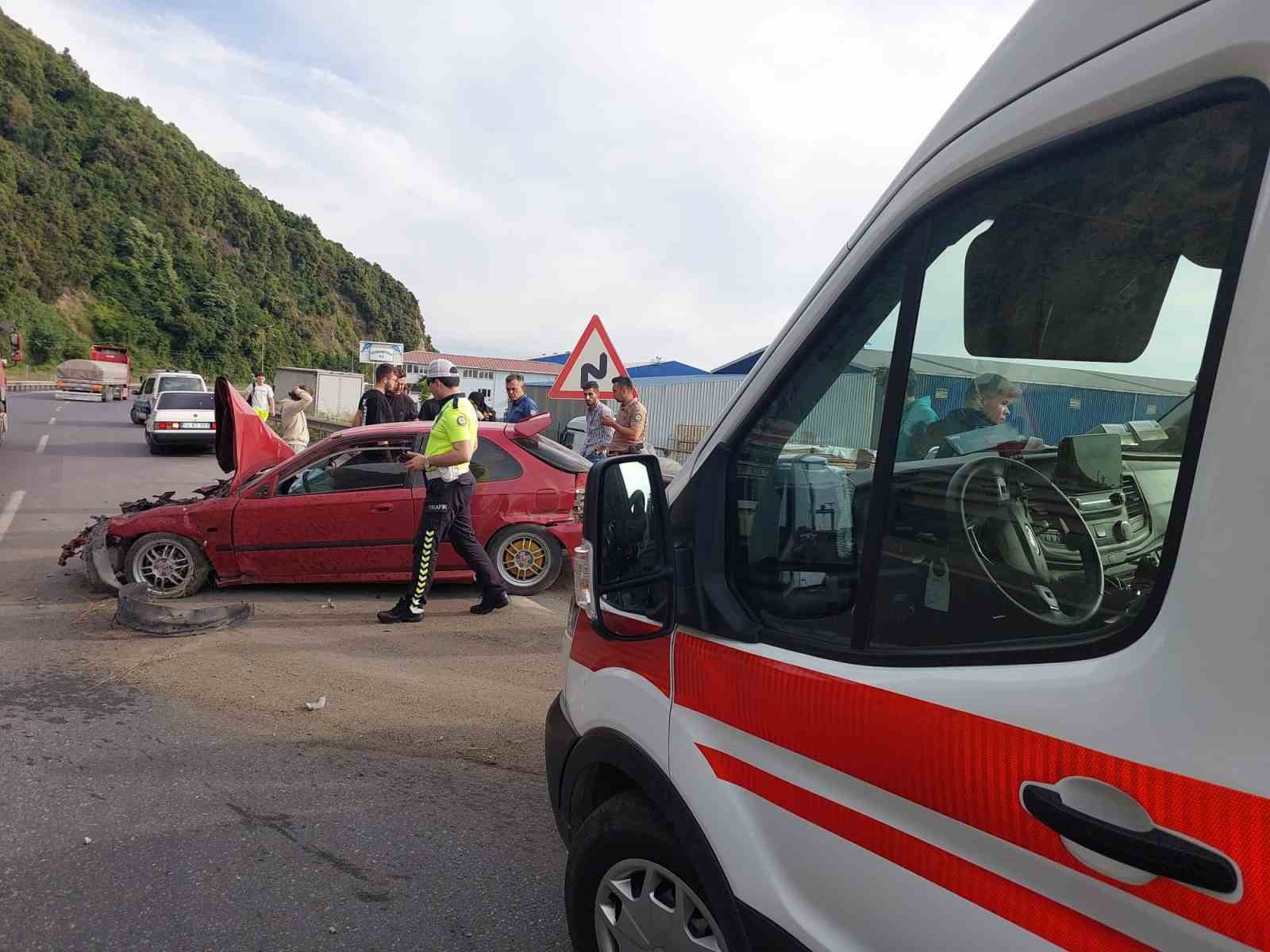 ZONGULDAK’IN EREĞLİ İLÇESİNDE MEYDANA GELEN TRAFİK KAZASINDA 1 KİŞİ YARALANDI.