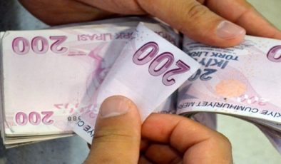 Emeklilere yüzde 25 zam