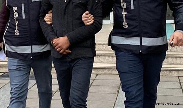 Ankara merkezli 3 ilde FETÖ operasyonu: Sınav sorularını ele geçiren 10 şüpheliye gözaltı Askeri lise, deniz meslek yüksekokulu ve deniz harp okulu sıvan