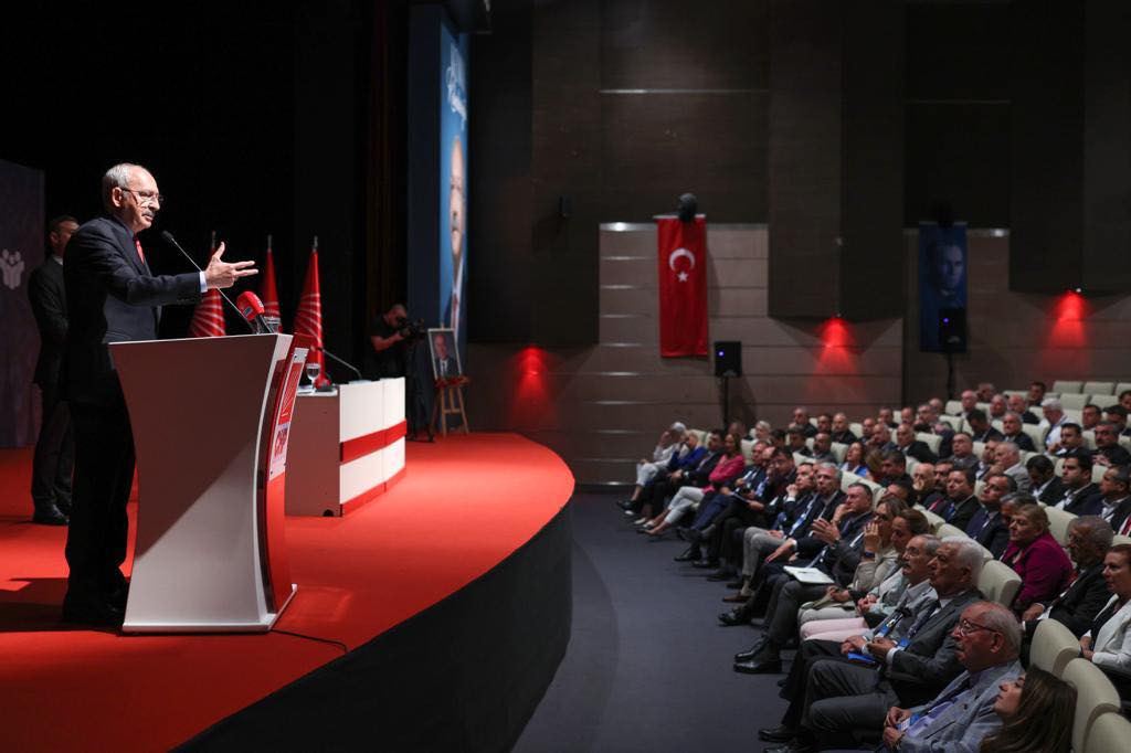 Bandırma Belediye Başkanı Av. Tolga Tosun, CHP Genel Başkanı Kemal