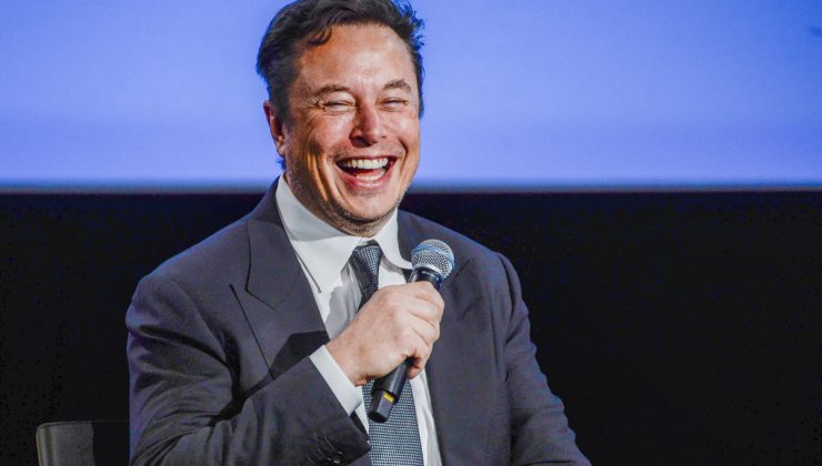 Musk’tan Twitter’a geçici sınırlama