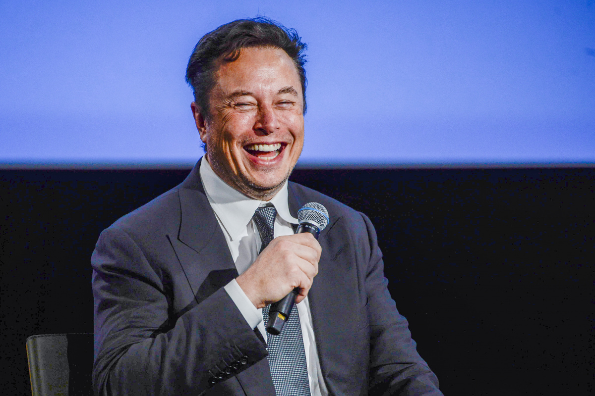 Elon Musk, kullanıcıların hesaplarının