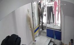 Boğazına şeker takılan çocuğu esnaf kurtardı