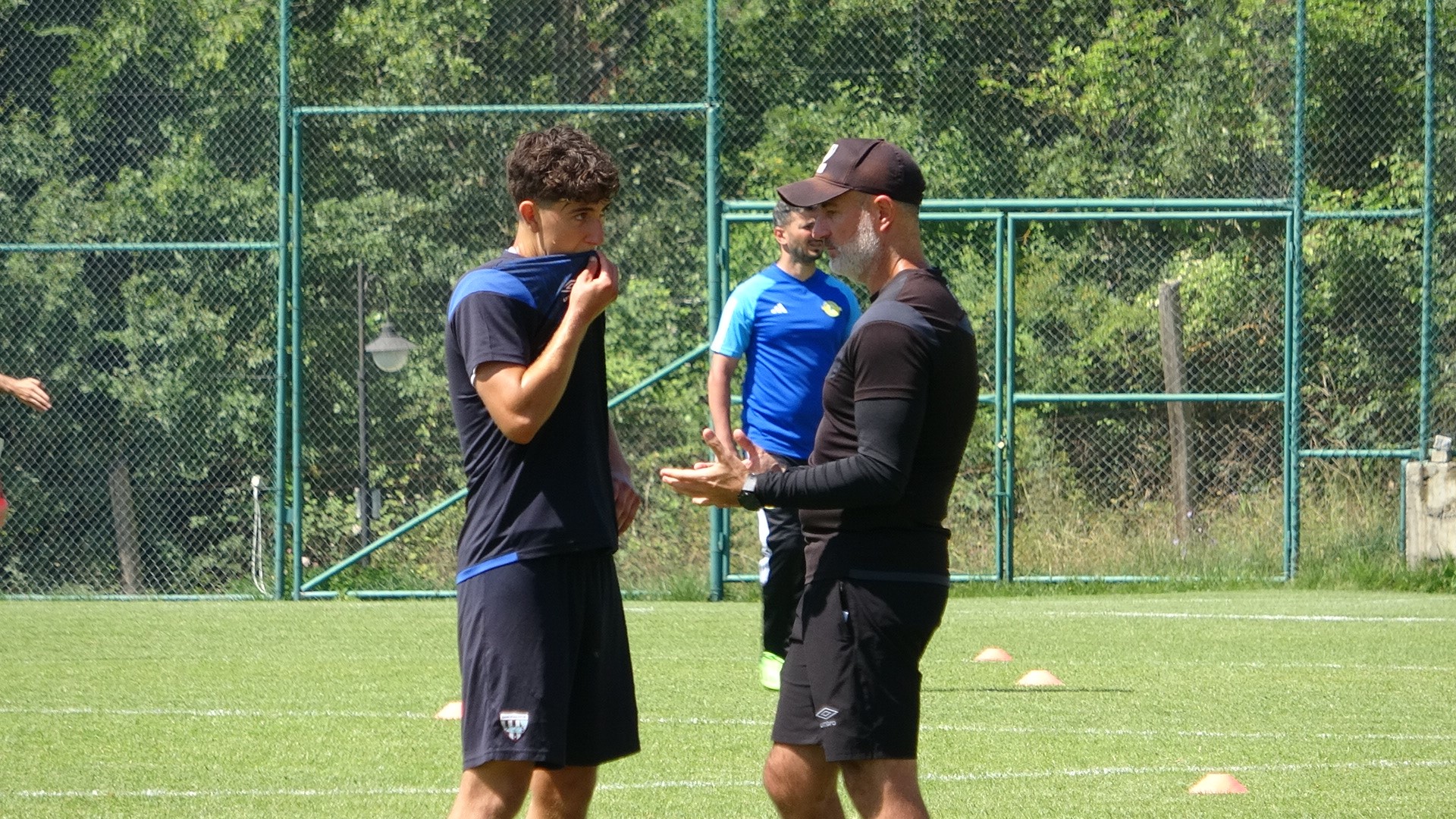 Bandırmaspor Bolu’da güç depoluyor Trendyol 1. Lig ekiplerinden Bandırmaspor, hazırlık kampının 2. etabında Bolu’da