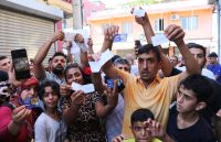 Adana’da bir kuyumcu, mahallelinin kendisine emanet ettiği altınları alıp, dükkanını