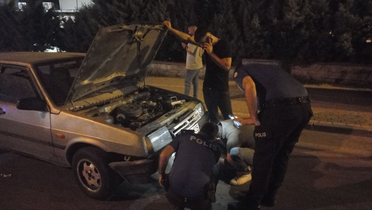 Kocaeli’nin Körfez ilçesinde 6-7 kişilik bir grup, önceki gece tartıştıkları