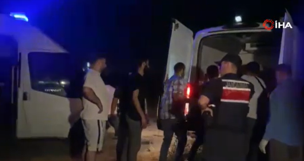 İstanbul’un Silivri ilçesinde 3 çocuktan 2’si serinlemek için girdiği gölette