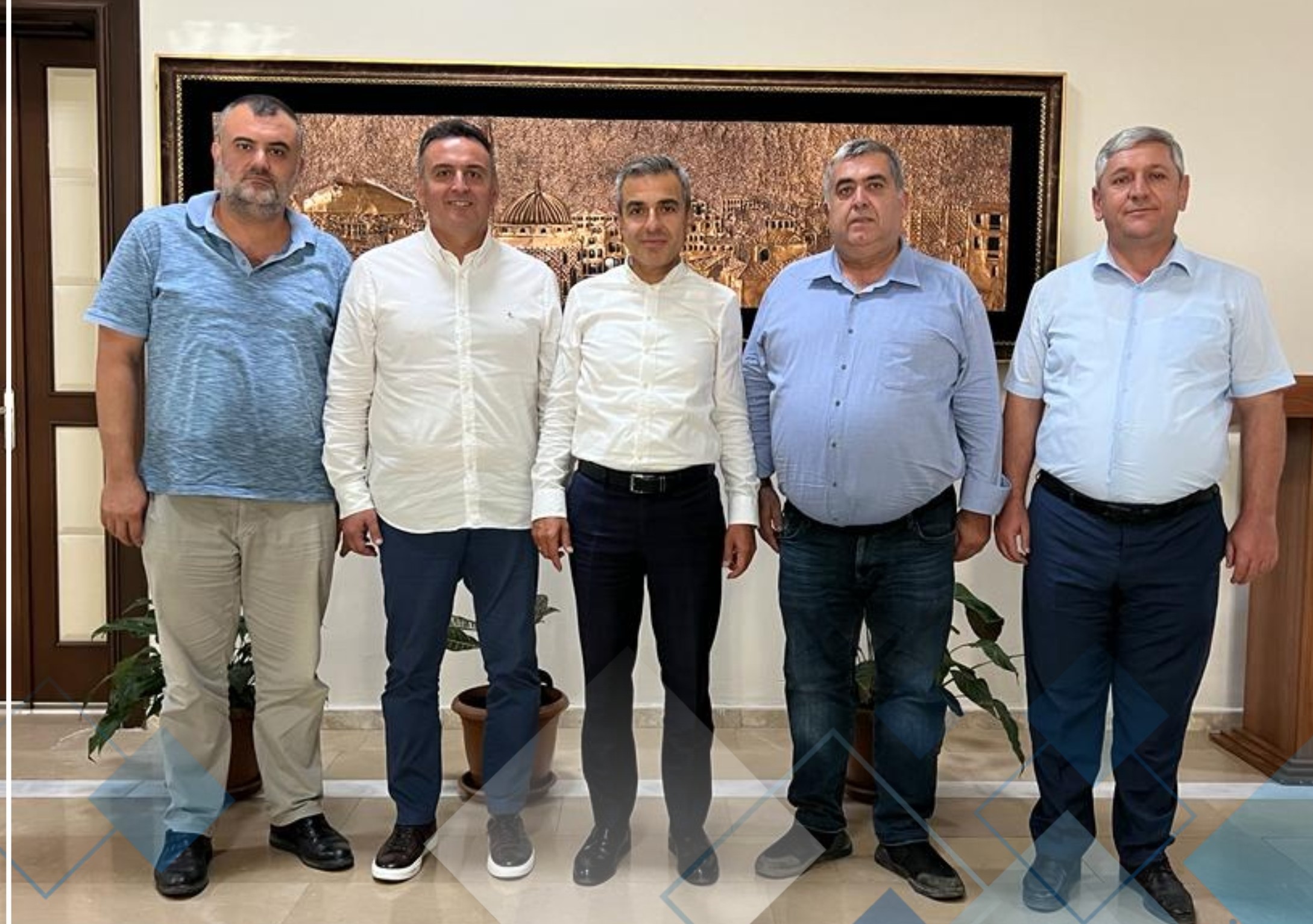 Oda başkanları ve siyasi parti temsilcileri Bandırma Kaymakamlığı’na vekalet eden