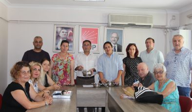Atak: “Halkın derdi, Saray’ın derdi olmuyor”