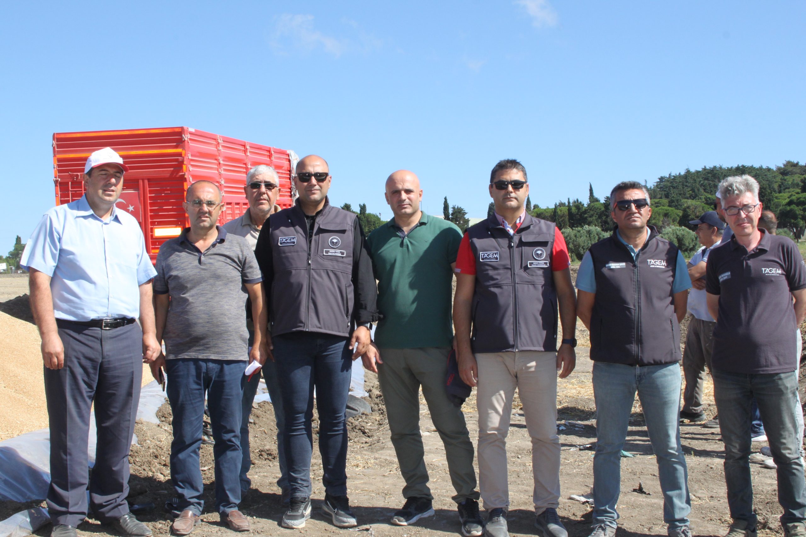 Toprak Mahsulleri Ofisi’nin (TMO), limanda bulunan depolarının dolmasının ardından Bandırma