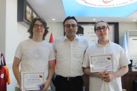 Bandırma’da (Yükseköğretim Kurumları Sınavı) YKS’de dereceye giren öğrenciler için Bandırma