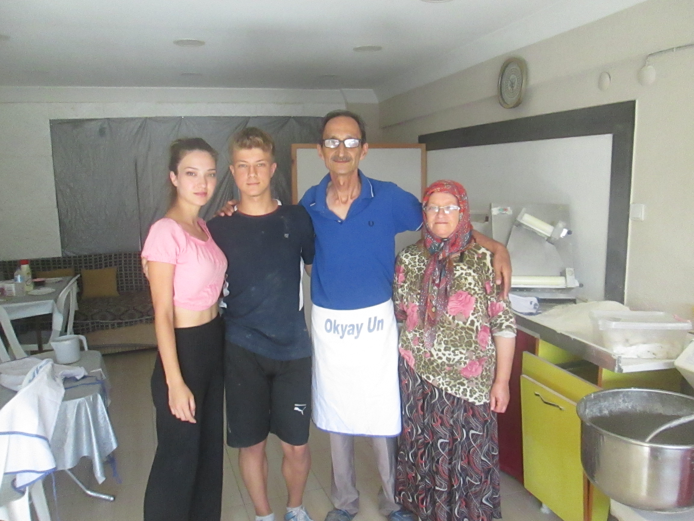 Bandırma çiğböreğinin markası Metin Etekin Bandırma’nın tarihi çiğbörekçisi Metin Etekin,