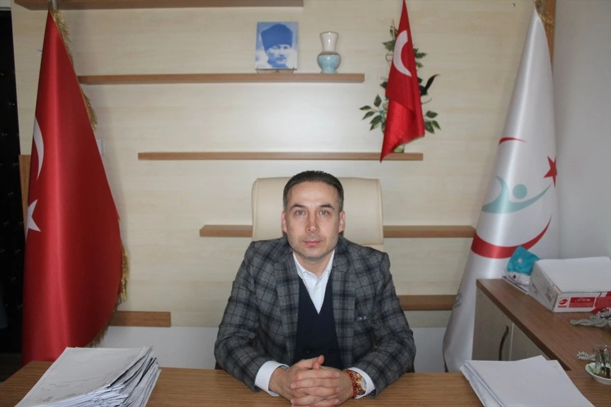 Manyas Devlet Hastanesi Başhekimi ve İç Hastalıkları Uzmanı Murat Atlı,