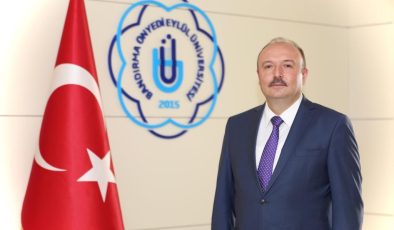 Rektör Özdemir aday öğrencilere seslendi