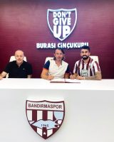 Yeni sezon hazırlıklarına devam eden Bandırmaspor Kaleci Akın Alkan ile