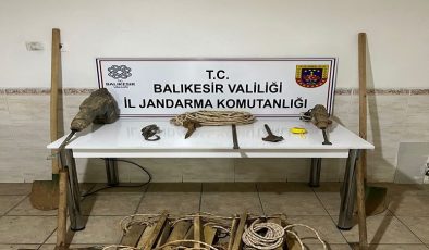 Bandırma’da kaçak kazıya suçüstü