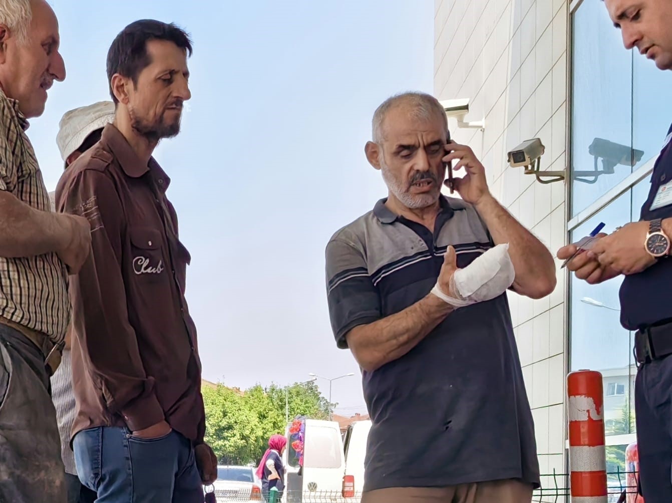 BURSA'NIN İNEGÖL İLÇESİ KIRSAL GAZELLİ MAHALLESİNDE MEYDANA GELEN OLAYDA, AĞAÇ