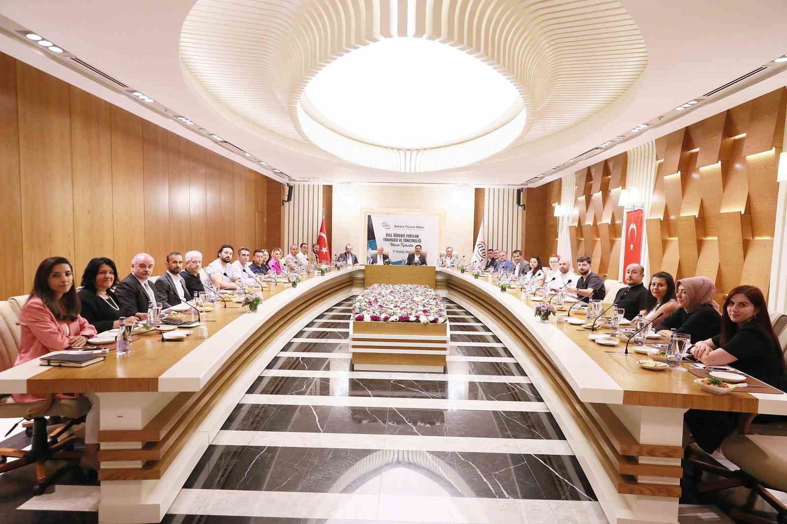 ANKARA TİCARET ODASI BAŞKANI GÜRSEL BARAN, “YENİDEN ONLİNE EĞİTİME GEÇİLMESİYLE