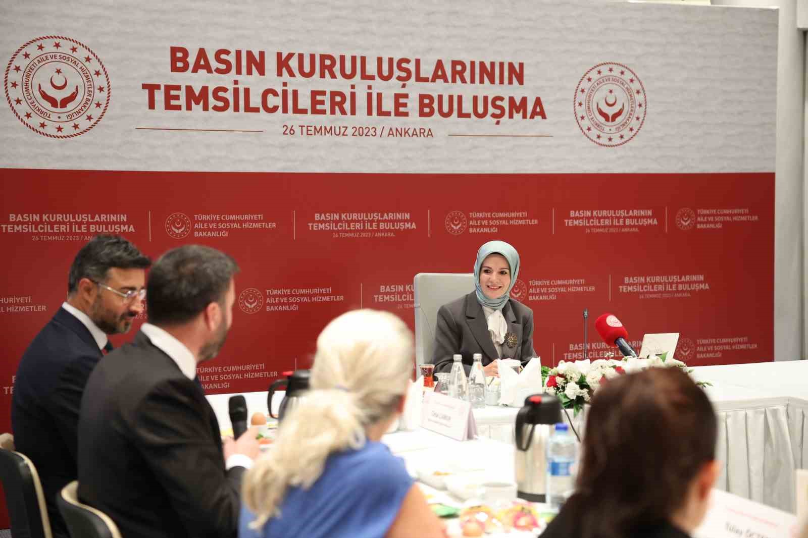 AİLE VE SOSYAL HİZMETLER BAKANI MAHİNUR ÖZDEMİR GÖKTAŞ ANKARA’DAKİ BASIN