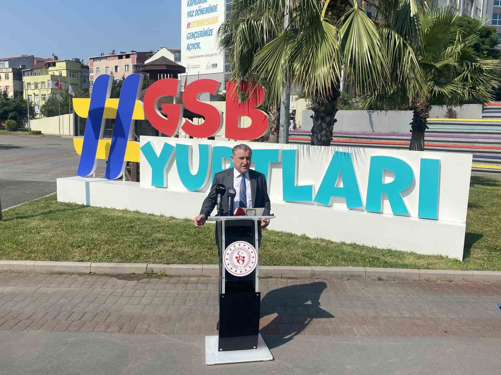 GENÇLİK VE SPOR BAKANI DR. OSMAN AŞKIN BAK, 'SEYAHATSEVER' PROJESİNİN