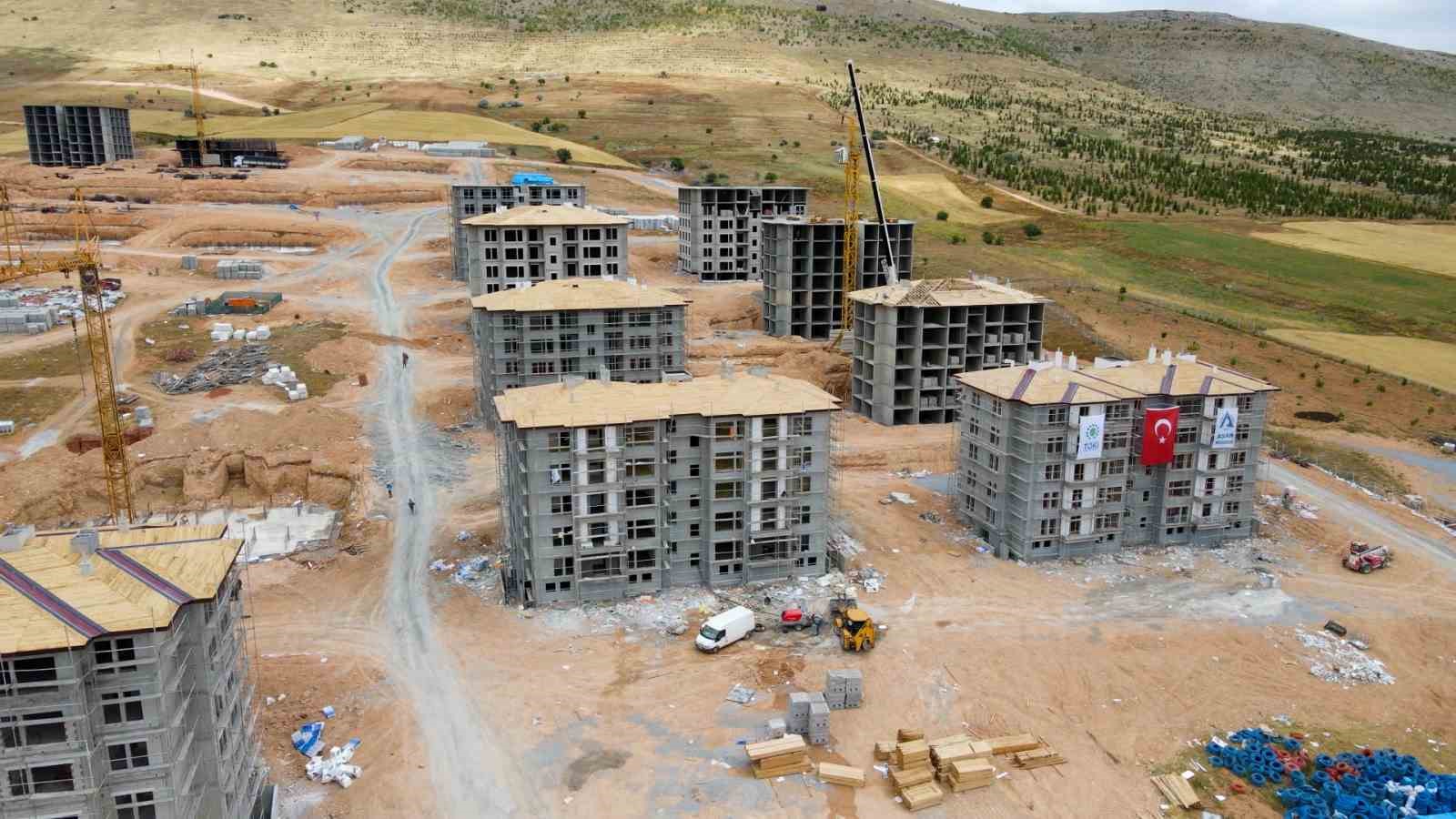 ÇEVRE, ŞEHİRCİLİK VE İKLİM DEĞİŞİKLİĞİ BAKANLIĞI, DEPREMİN YIKTIĞI KAHRAMANMARAŞ’TA KALICI