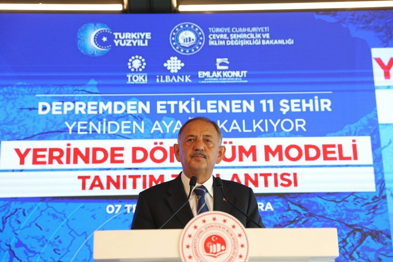 ÇEVRE, ŞEHİRCİLİK VE İKLİM DEĞİŞİKLİĞİ BAKANI MEHMET ÖZHASEKİ, DEPREMZEDELERE YENİ