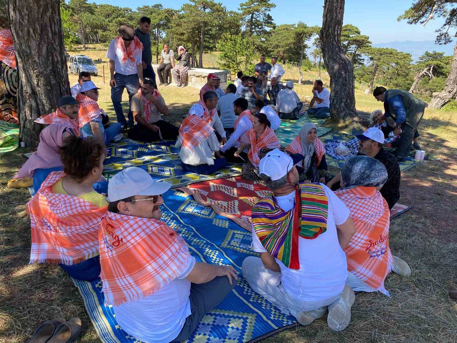 BALIKESİR'İN SİDAN YAYLASINDA YÖRÜK HAYRI