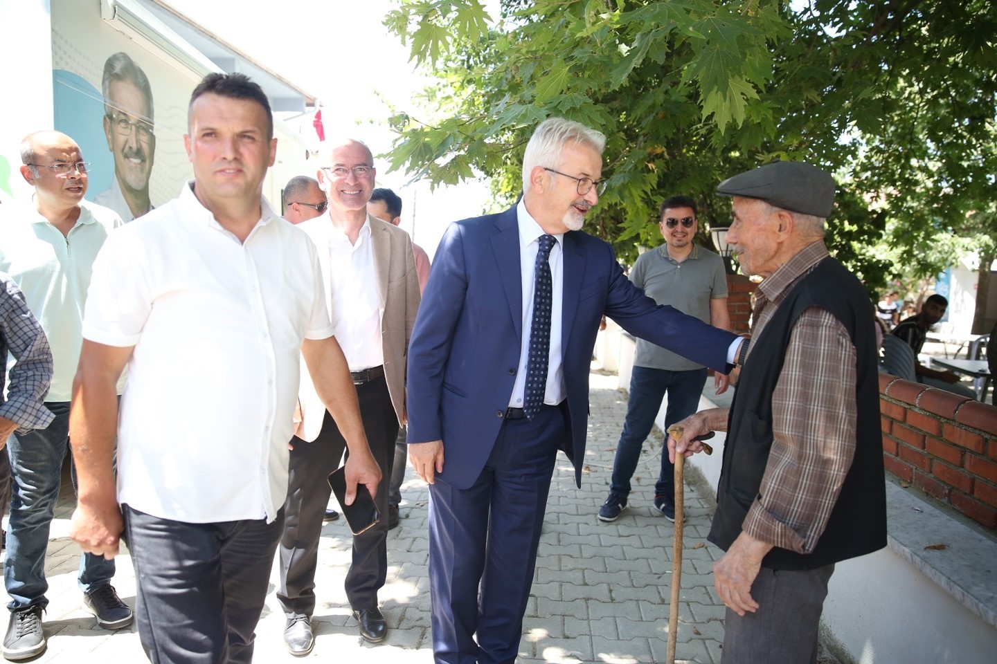 NİLÜFER BELEDİYE BAŞKANI TURGAY ERDEM, "BAŞKAN BURADA" KARAVANIYLA GÜNGÖREN MAHALLESİ’NE