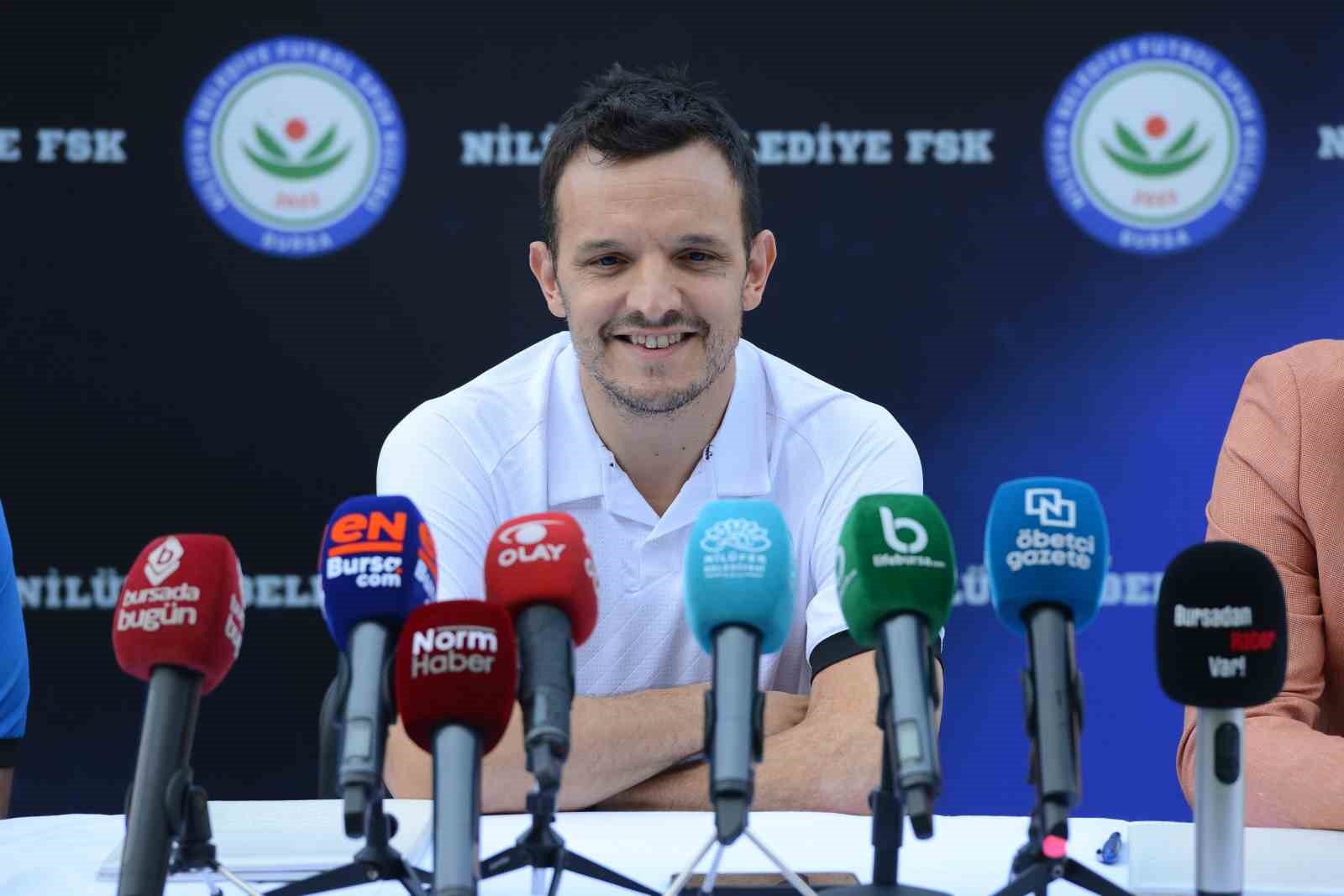 BÖLGESEL AMATÖR LİG’DE (BAL) MÜCADELE EDEN NİLÜFER BELEDİYE FUTBOL SPOR