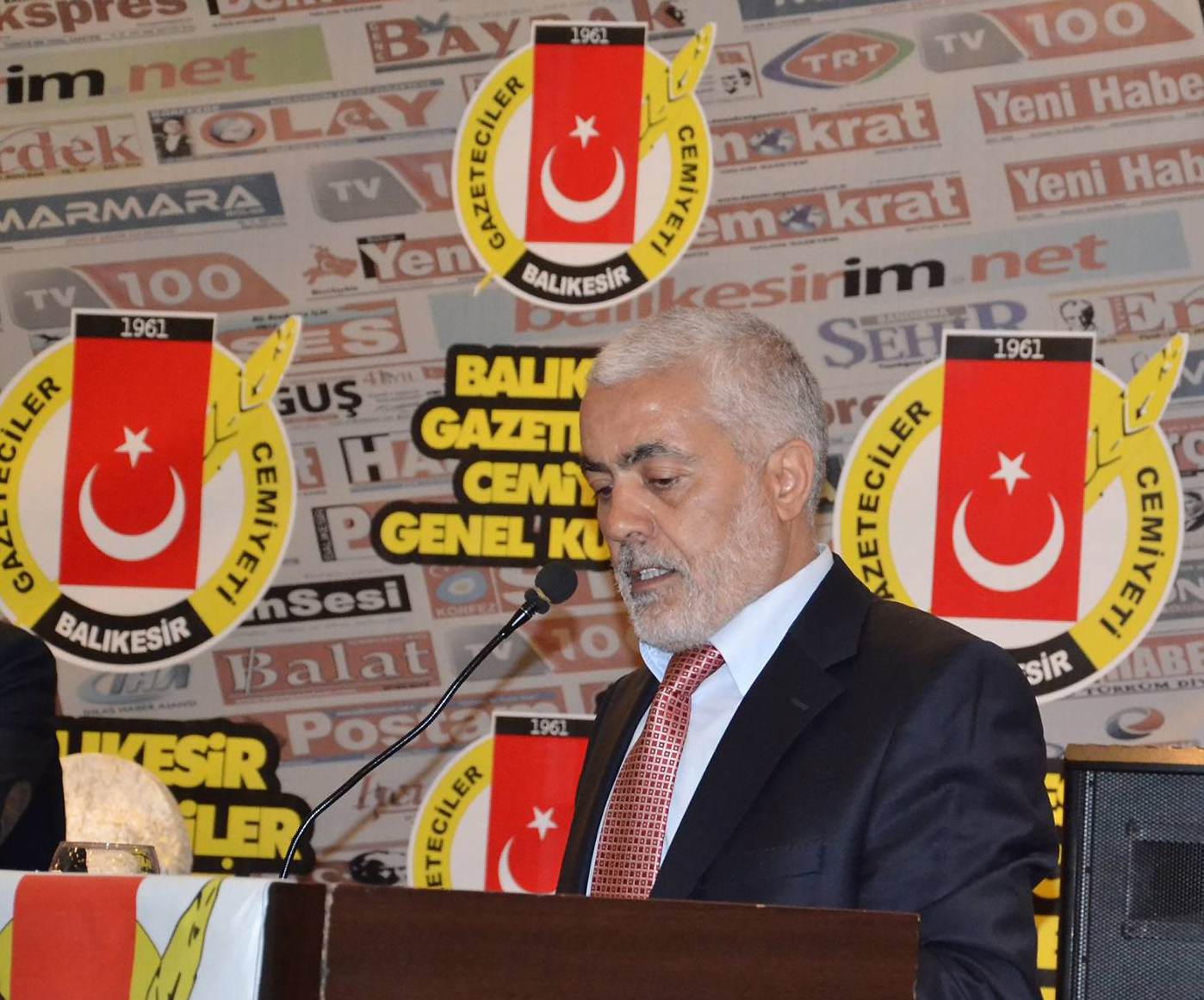 “ANADOLU’DA SANSÜR YOK, OTOSANSÜR İÇİN MESLEK YASASI ŞART” Balıkesir Gazeteciler Cemiyeti, “24 Temmuz Basın Dayanışma Günü” mesajında, ülke