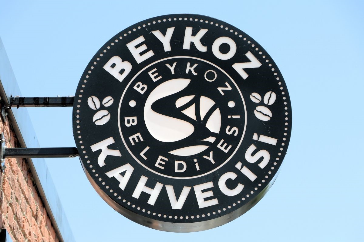 İSTANBUL’UN EN GÜZEL MANZARALI SAHİLİNDE KURULAN “BEYKOZ KAHVECİSİ” ENFES AROMALI