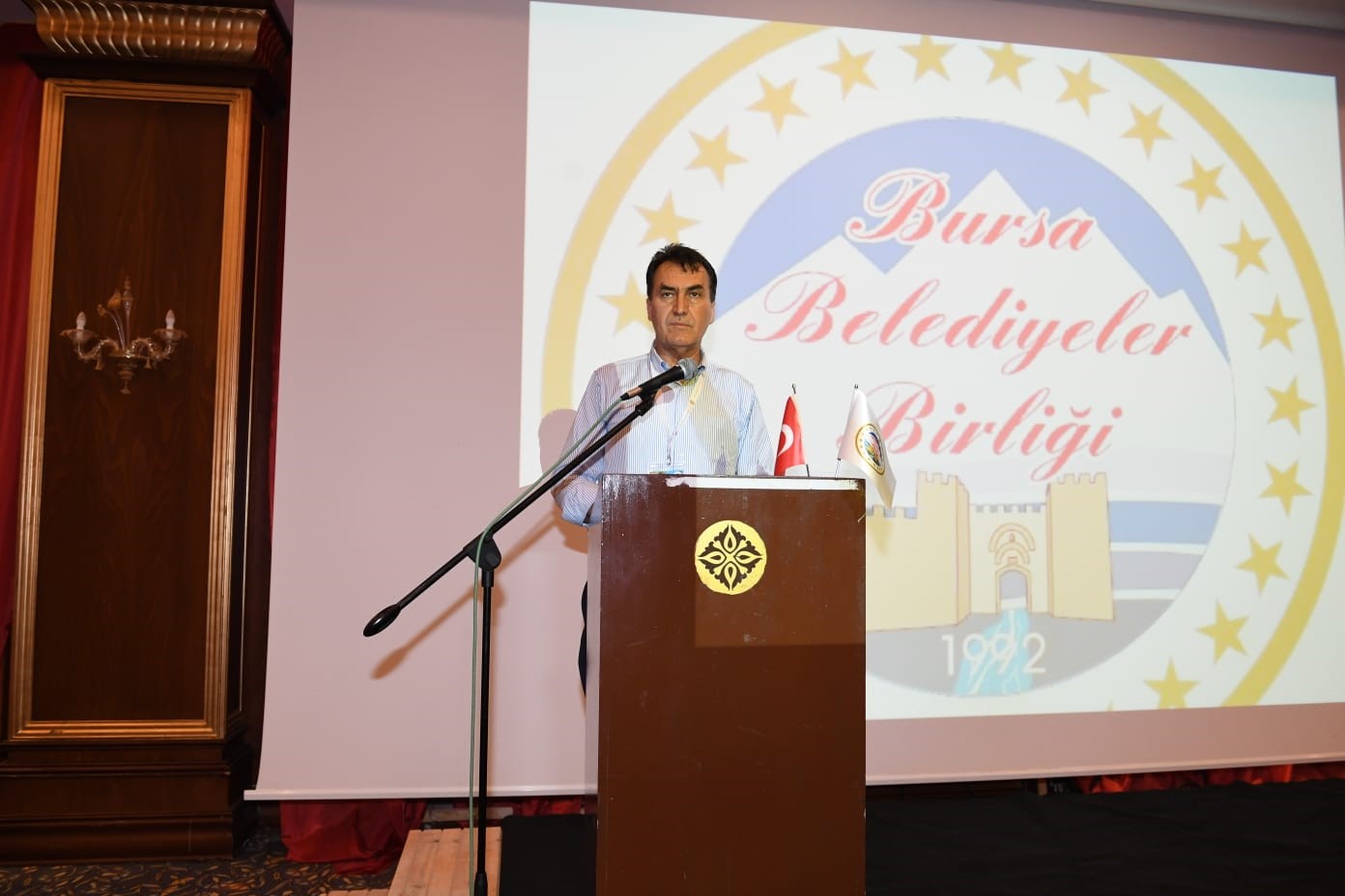 BURSA’NIN SORUNLARININ DAHA HIZLI ÇÖZÜMÜ NOKTASINDA FİKİR ALIŞVERİŞİNDE BULUNUP DAHA