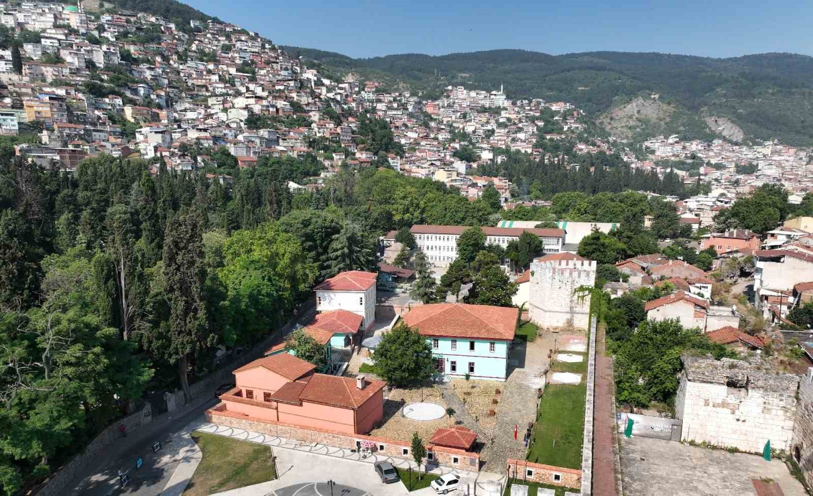 BURSA BÜYÜKŞEHİR BELEDİYESİ TARAFINDAN REKONSTRÜKSİYON ÇALIŞMALARI TAMAMLANAN 4 ASIRLIK BURSA