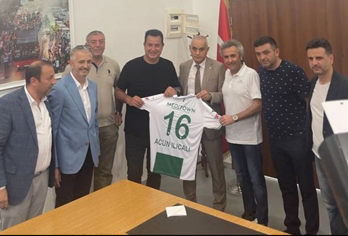 BURSASPOR YÖNETİMİ İLE ACUN ILICALI BİR ARAYA GELDİ.