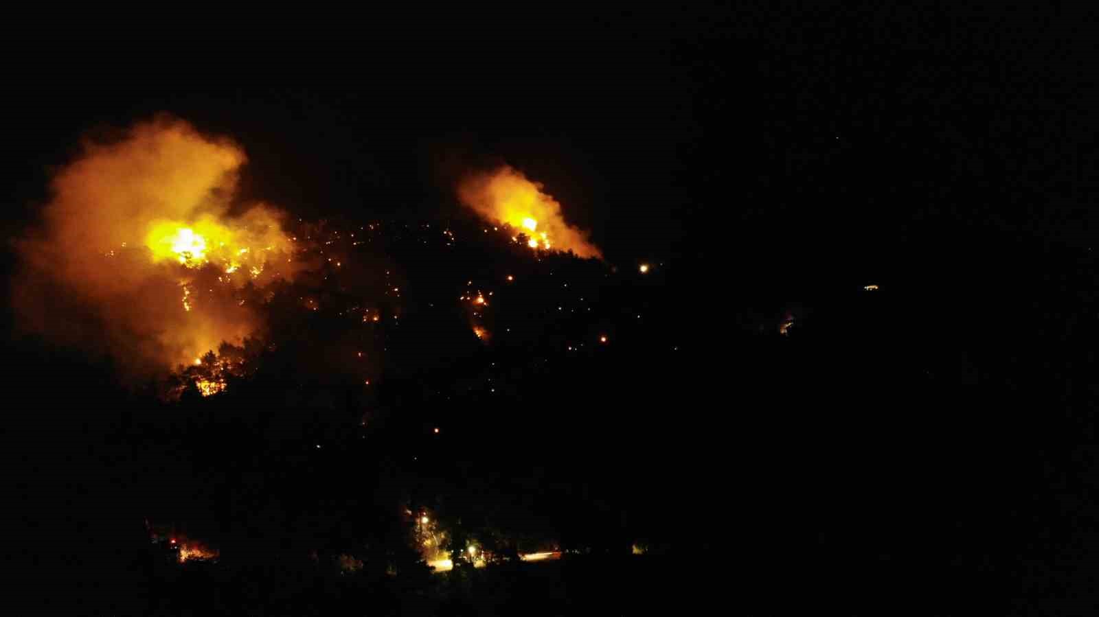 ÇANAKKALE MERKEZE BAĞLI SARIBEYLİ KÖYÜ YAKINLARINDA ORMANLIK ALANDA SAAT 22.30