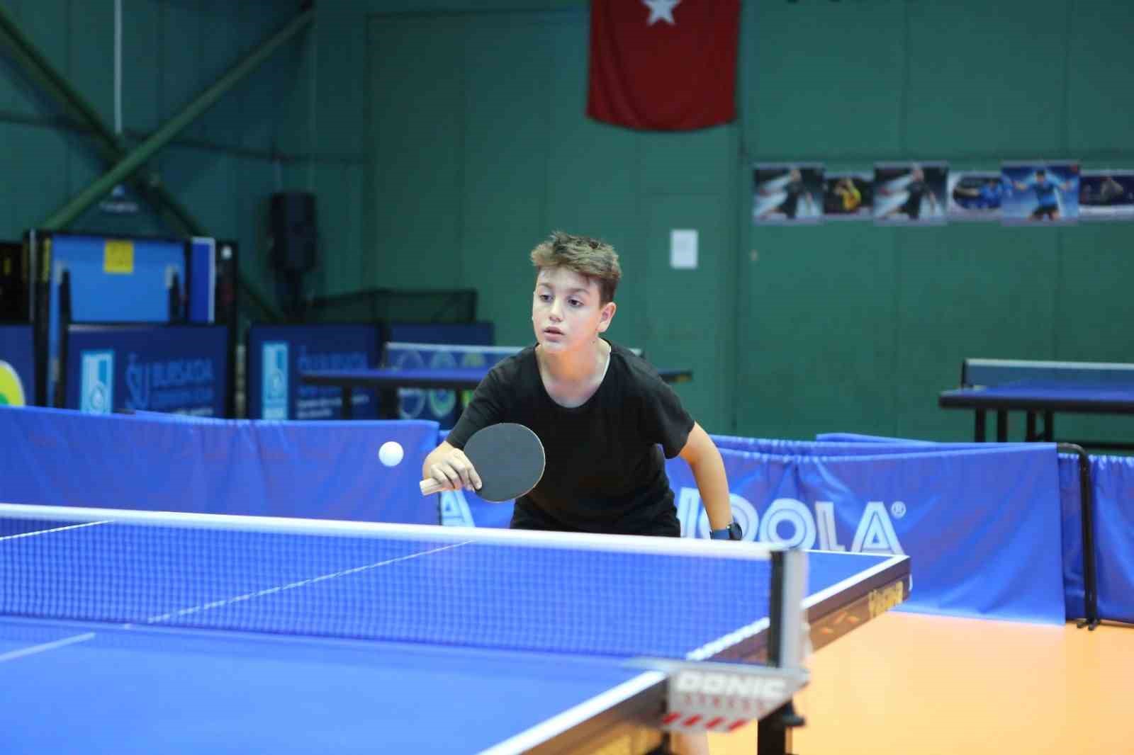BURSA BÜYÜKŞEHİR BELEDİYESİ’NİN KOORDİNASYONUNDA ÇOCUKLARIN YAZ TATİLİNİ SPORLA İÇ İÇE