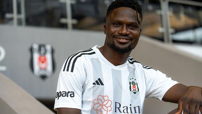 BEŞİKTAŞ'IN YENİ TRANSFERİ DANİEL AMARTEY, STOPER OLARAK OYNAMAYI TERCİH ETTİĞİNİ