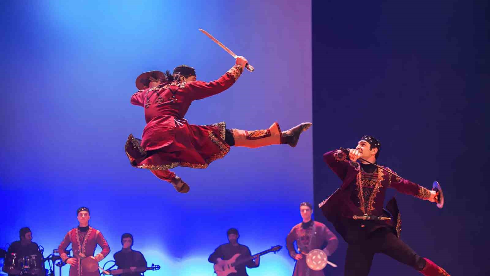 DÜNYACA ÜNLÜ DANS TOPLULUĞU SUKHİSHVİLİ GEORGİAN NATİONAL BALLET, 70 DANSÇISI