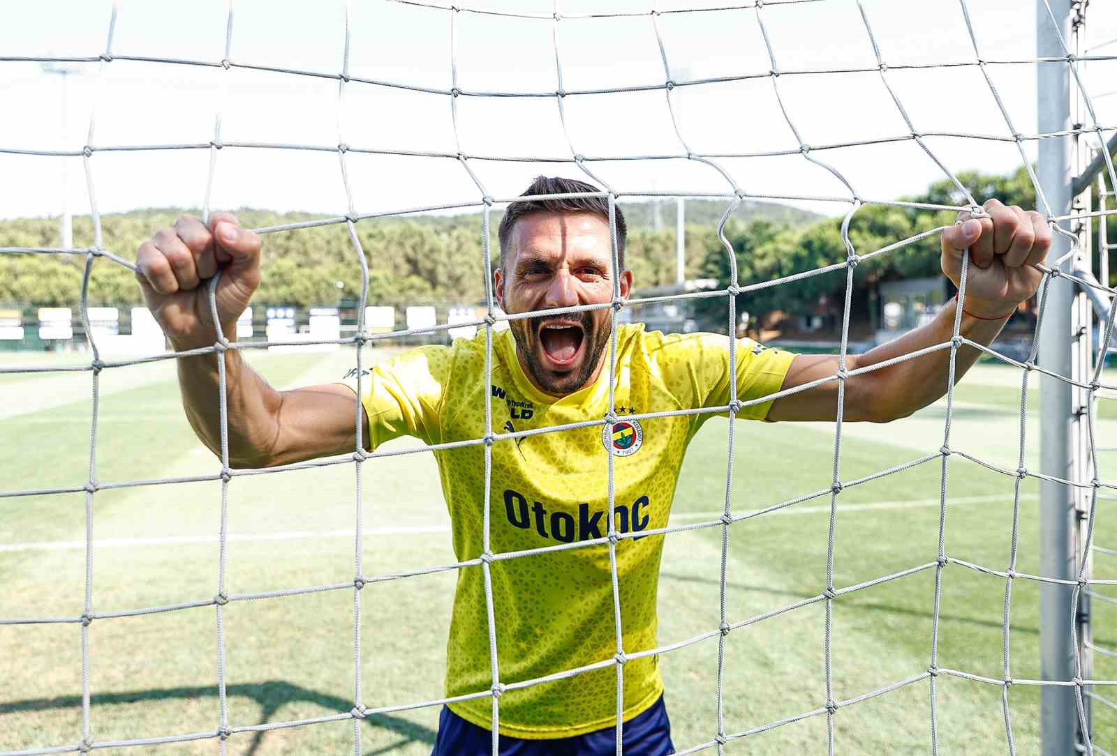 DUSAN TADİC, KULÜP TELEVİZYONUNDA YAYINLANAN 'GÜNÜN RÖPORTAJI' PROGRAMINA KONUK OLDU.