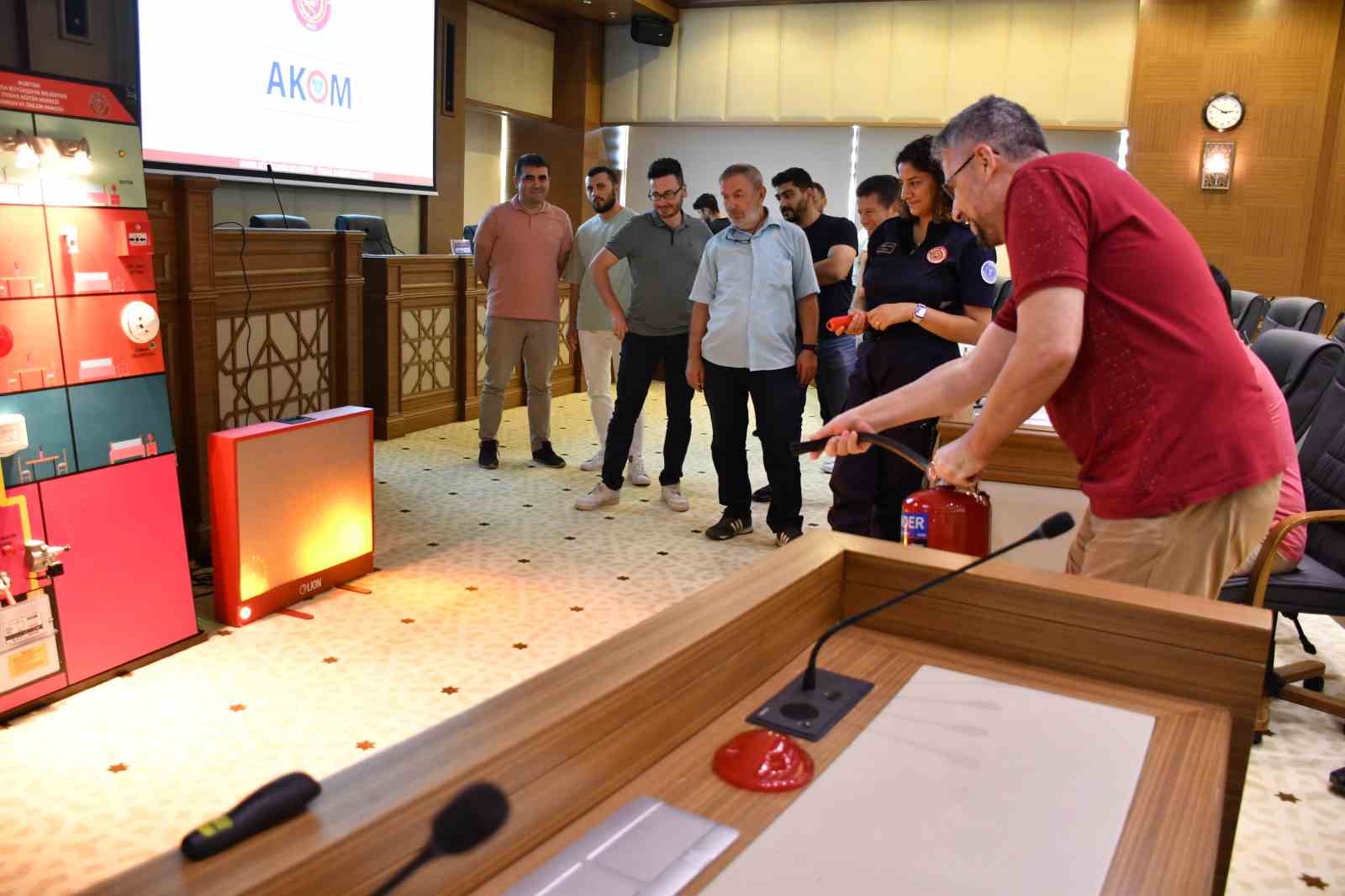 BURSA BÜYÜKŞEHİR BELEDİYESİ, MEVCUT PERSONELİ GÜNÜN ŞARTLARINA GÖRE DAHA DONANIMLI