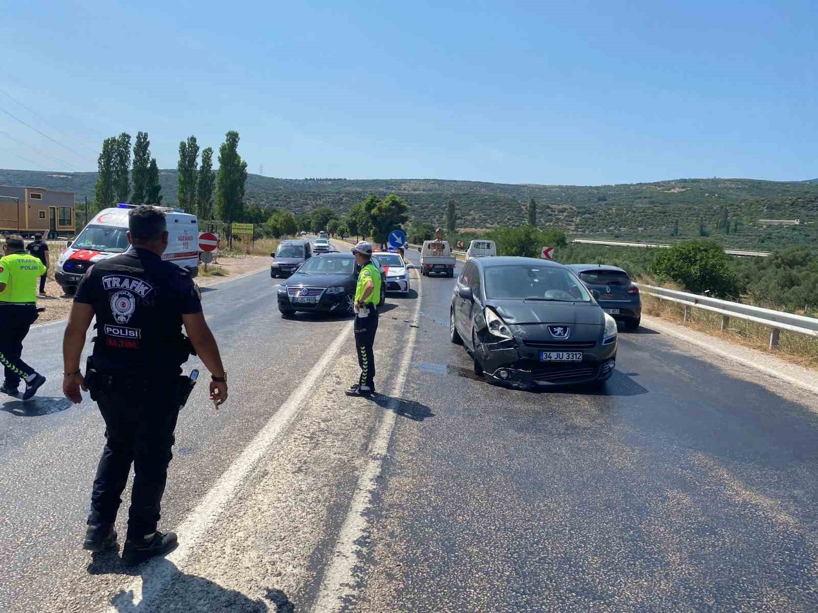 ERDEK'TE TRAFİK KAZASINDA 1 KİŞİ YARALAND