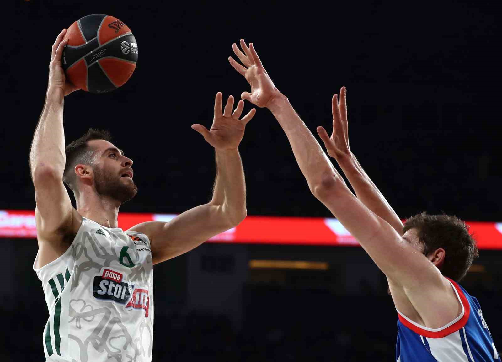 FENERBAHÇE BEKO, 26 YAŞINDAKİ YUNAN PİVOT GEORGİOS PAPAGİANNİS’İ KADROSUNA KATTIĞINI