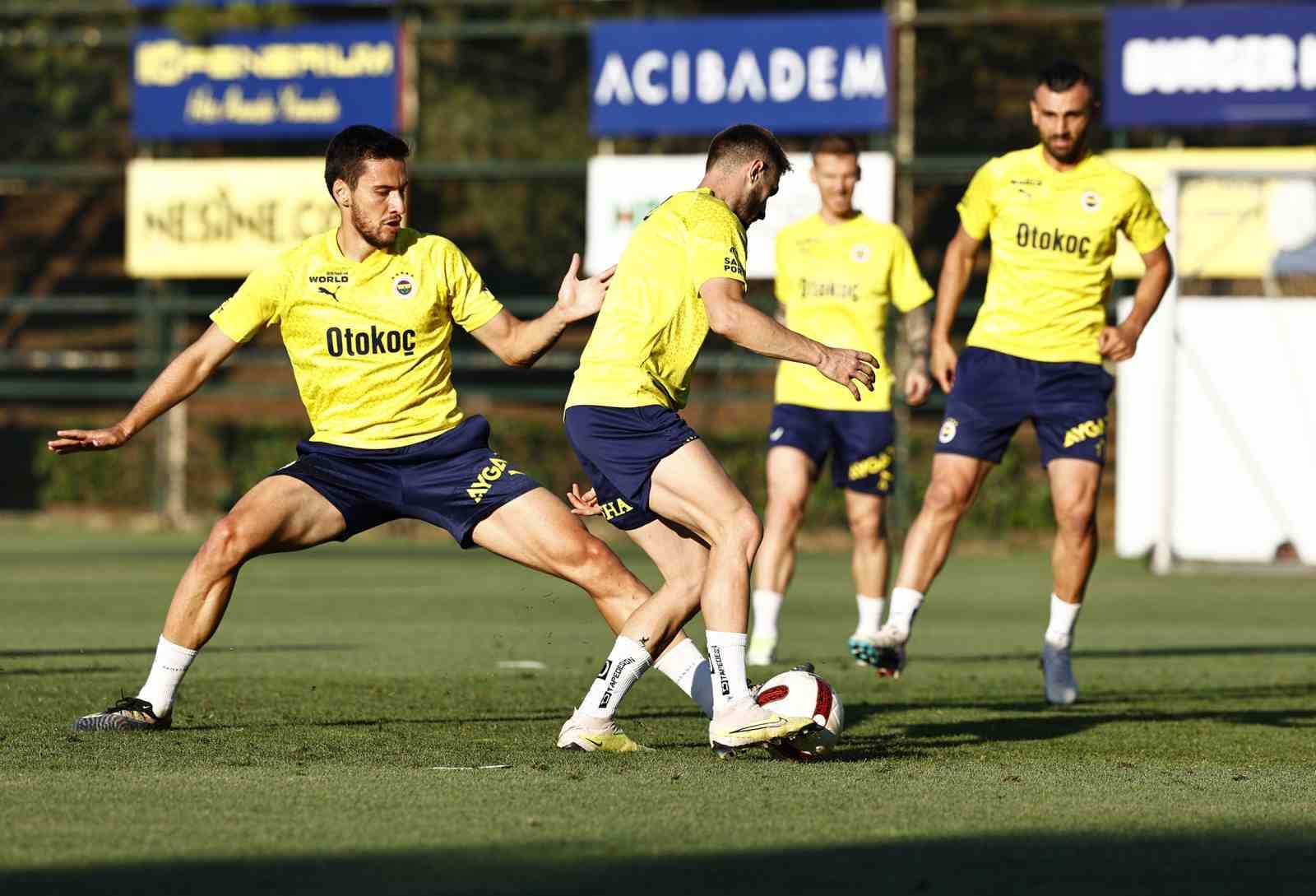 FENERBAHÇE, UEFA AVRUPA KONFERANS LİGİ 2. ÖN ELEME TURU İLK