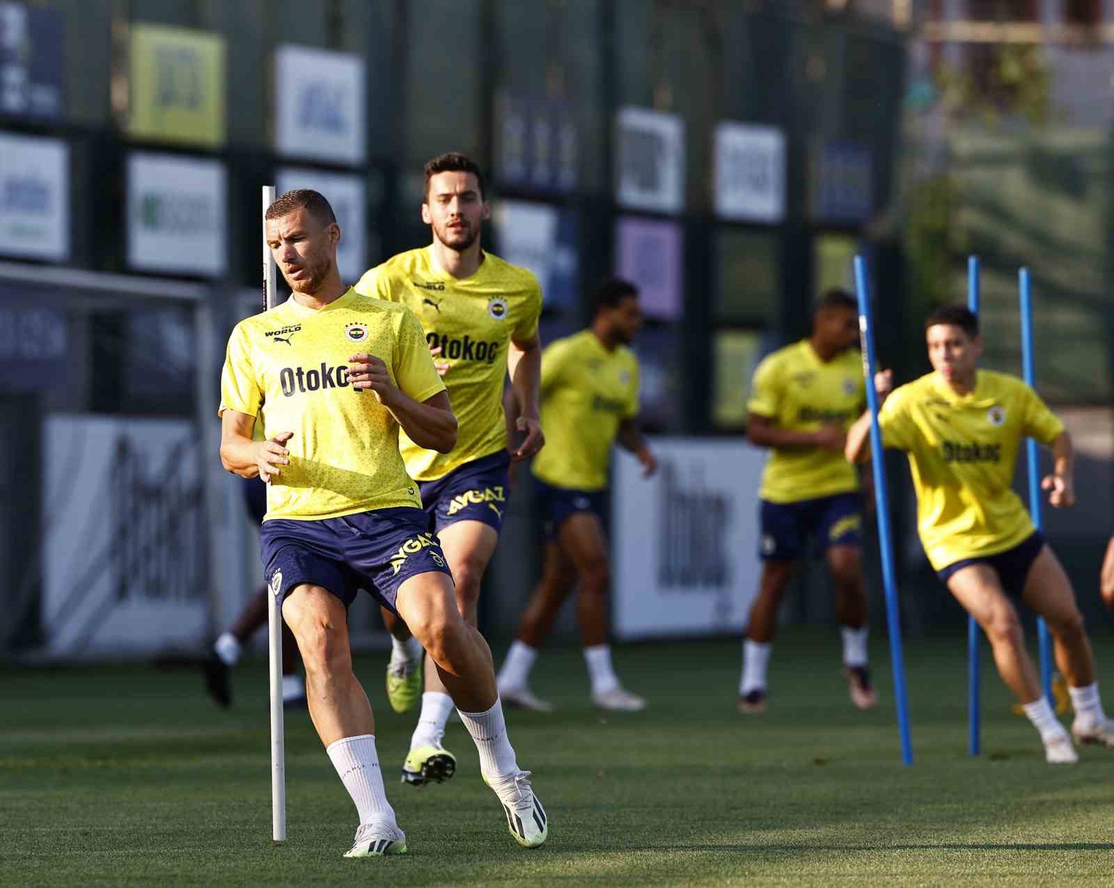 FENERBAHÇE, ZİMBRU CHİSİNAU İLE OYNAYACAĞI UEFA AVRUPA KONFERANS LİGİ 2.
