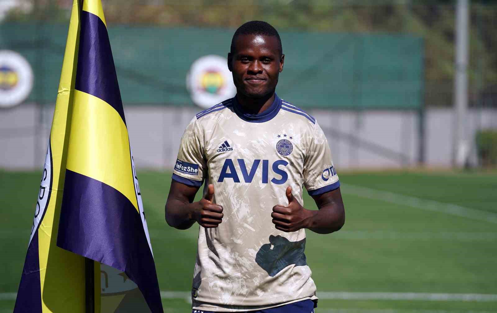 Fenerbahçe’de, Samatta ile yollar ayrıldı FENERBAHÇE, TANZANYALI FORVET MBWANA ALLY SAMATTA'NIN PAOK KULÜBÜNE TRANSFER OLDUĞUNU
