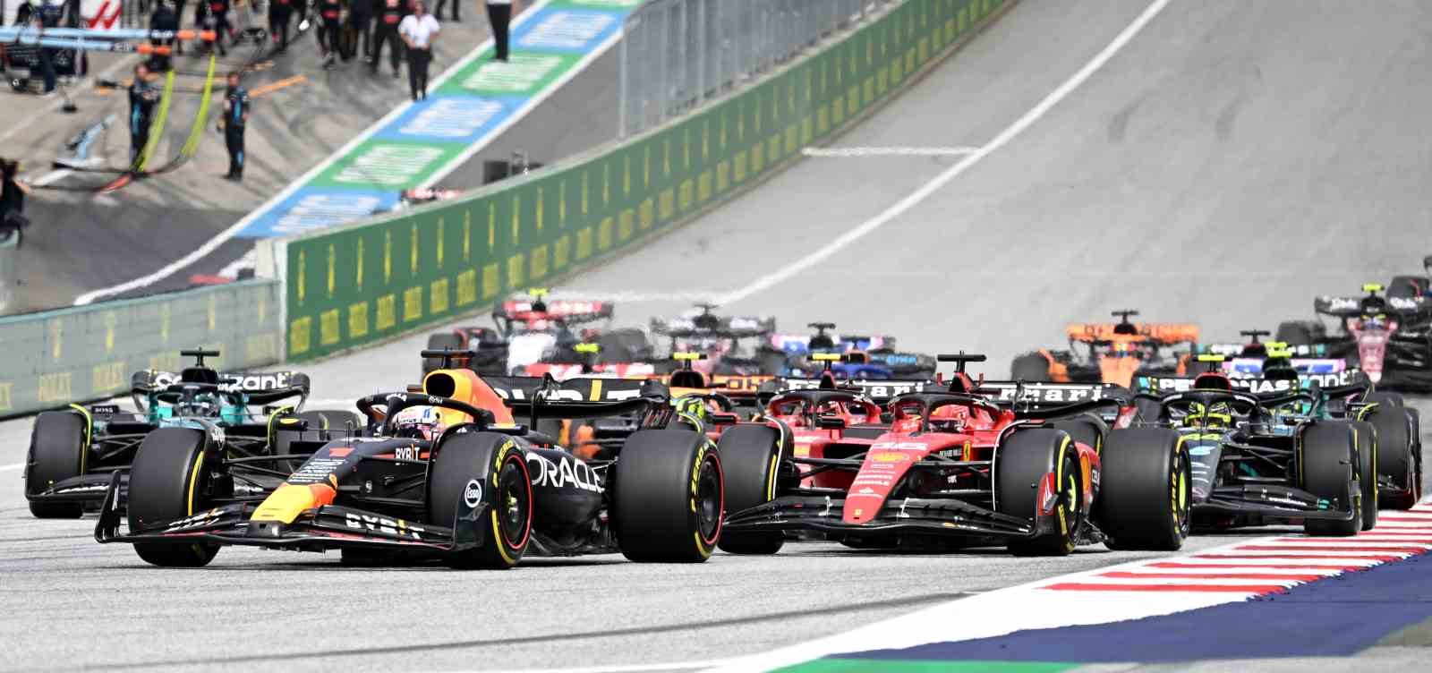 FORMULA 1'DE HEYECAN BU HAFTA SONU YAPILACAK BÜYÜK BRİTANYA GRAND