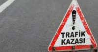 İzmir’in Bergama ilçesinde traktör ile motosikletin çarpışmasıyla meydana gelen trafik