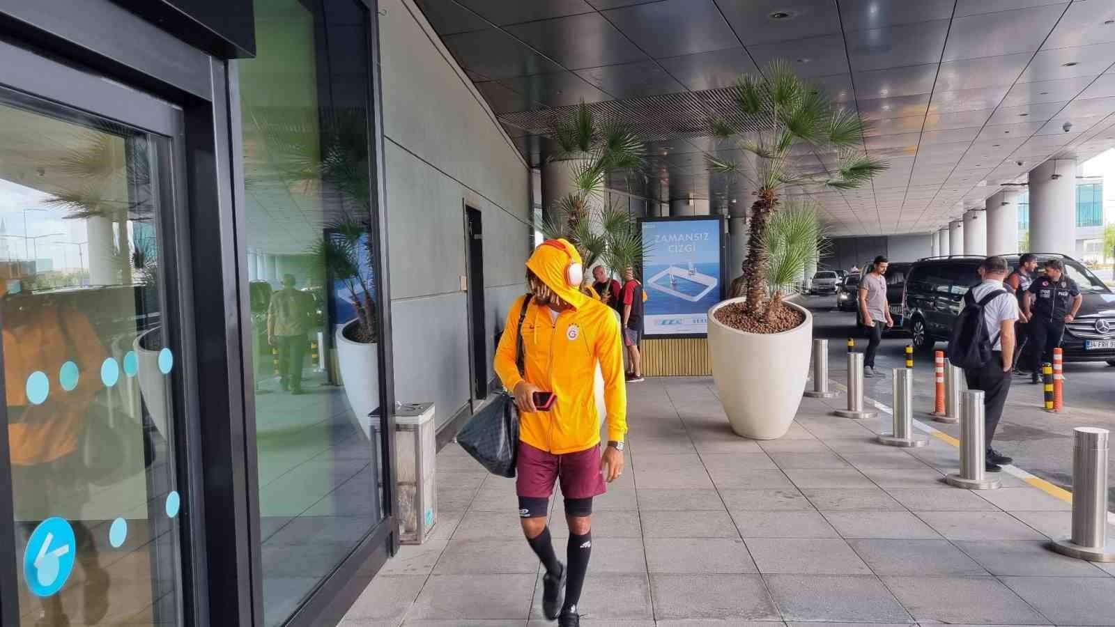 ALATASARAY, ŞAMPİYONLAR LİGİ 2. ÖN ELEME TURUNDA ZALGİRİS İLE YARIN